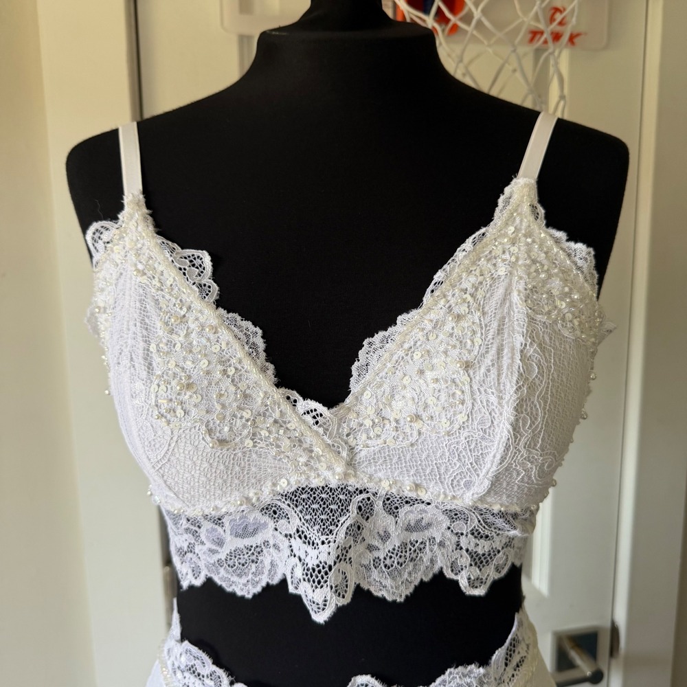 Valisere Women's Elegant Set Embroidery White Outfits & Sets Size M - Picture 3 of 17